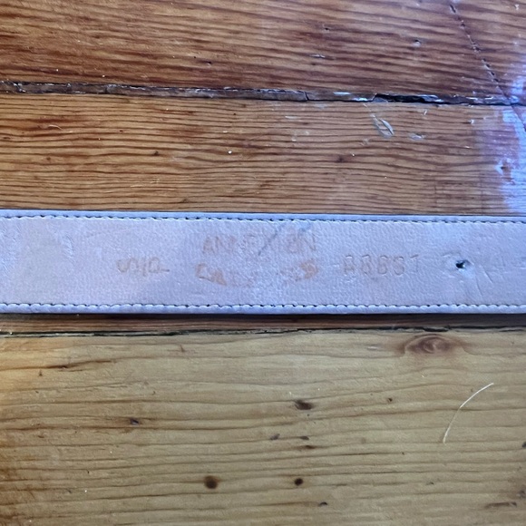 Burgundy Anne Klein Lion Belt - Picture 3 of 4